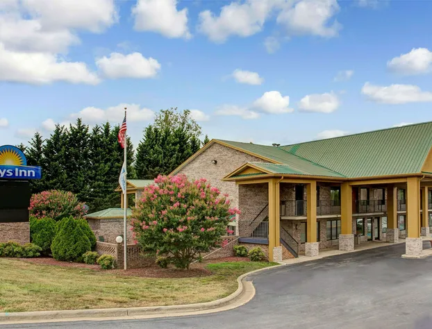 Days Inn by Wyndham Conover-Hickory hotel detail image 2