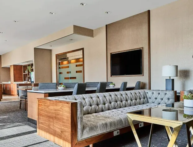 Cleveland Marriott East hotel detail image 3