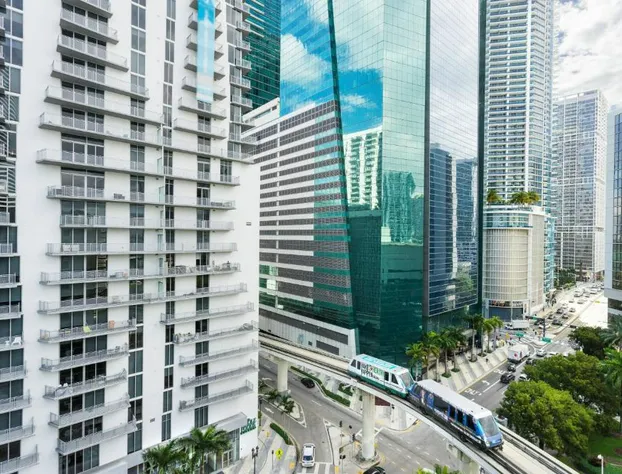 Courtyard by Marriott Miami Downtown hotel detail image 3