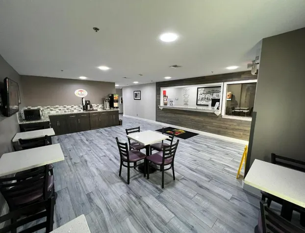 Super 8 by Wyndham Lake Charles/Sulphur hotel detail image 2