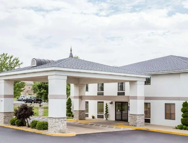Days Inn by Wyndham Battlefield Rd/Hwy 65 hotel detail image 2