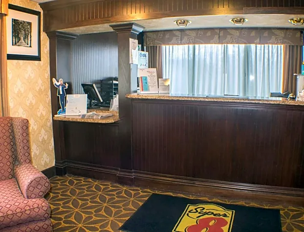 Super 8 by Wyndham Erie/I 90 hotel detail image 4