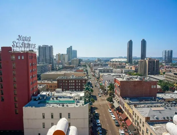 Gaslamp Plaza Suites hotel detail image 1