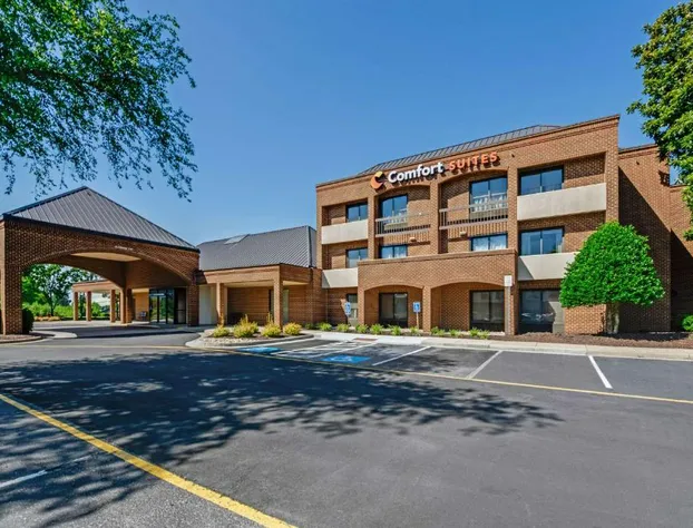 Comfort Suites Chesapeake - Norfolk hotel detail image 3