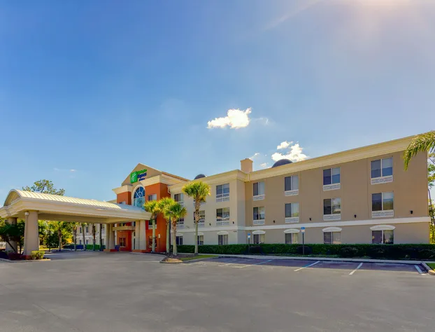 Holiday Inn Express Hotel & Suites Jacksonville South I-295 by IHG hotel detail image 3