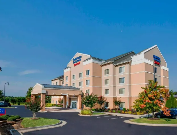 Fairfield Inn & Suites by Marriott South Hill hotel detail image 1