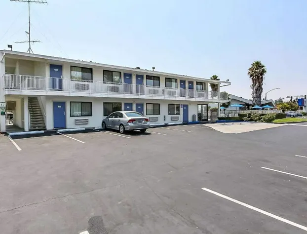 Motel 6 Sunnyvale, CA - South hotel detail image 1