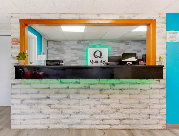 Quality Inn Huron hotel detail image 2