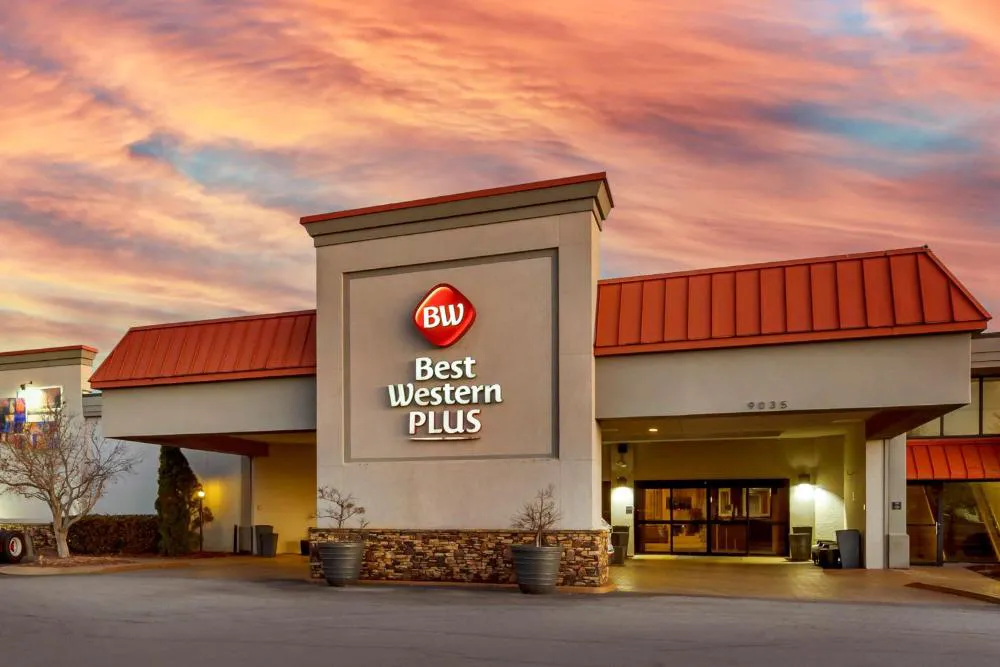 Best Western Plus Madison-Huntsville Hotel hotel hero
