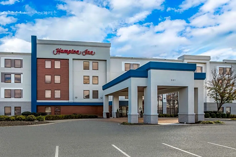 Hampton Inn Linden hotel hero