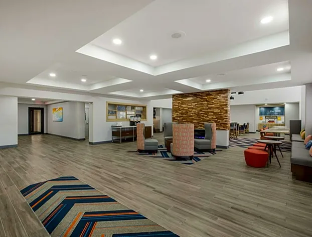 Hampton Inn Linden hotel detail image 3