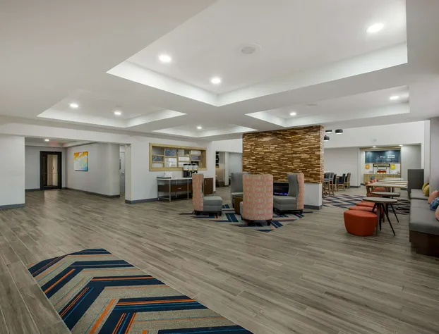 Hampton Inn Linden hotel detail image 2