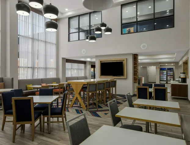 Hampton Inn Linden hotel detail image 3