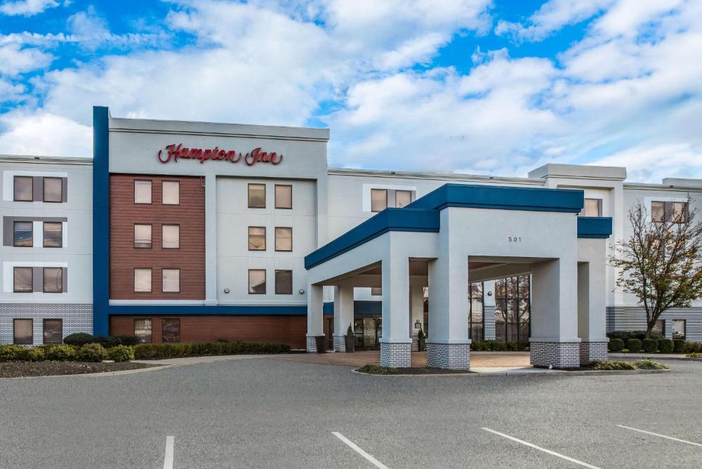 Hampton Inn Linden hotel hero