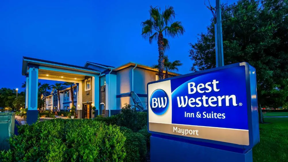 Best Western Mayport Inn & Suites hotel hero