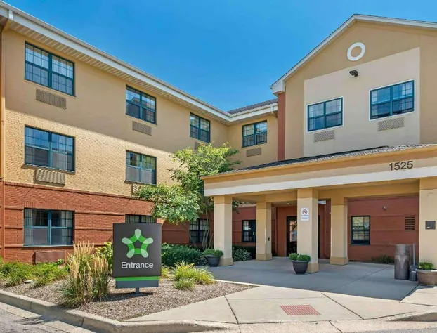 Extended Stay America Suites Chicago Buffalo Grove Deerfield hotel detail image 1