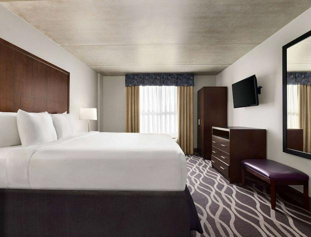 IBAN Dallas Park Central Hotel, Trademark by Wyndham hotel detail image 3