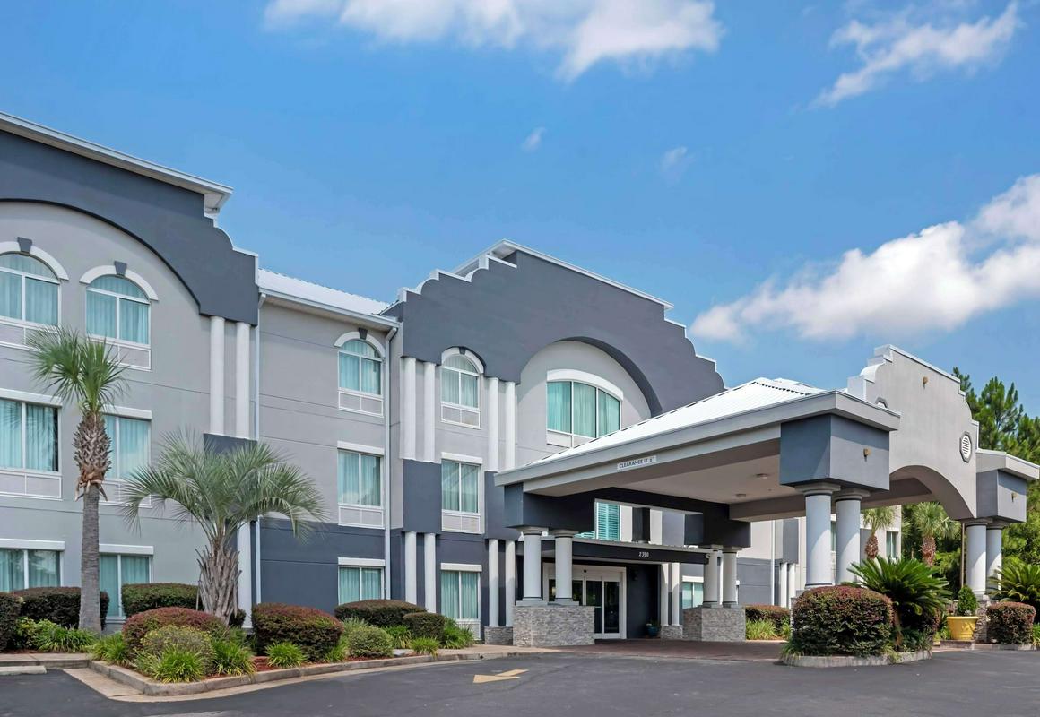 Best Western Plus Blue Angel Inn hotel hero