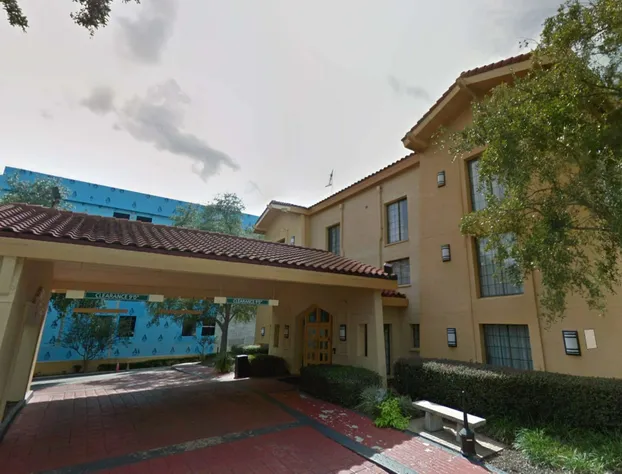 Days Inn by Wyndham Gainesville University I-75 hotel detail image 2