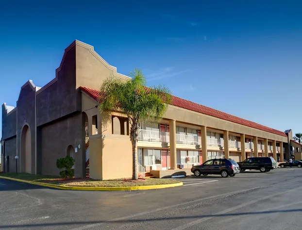 Quality Inn Kennedy Space Center hotel detail image 1