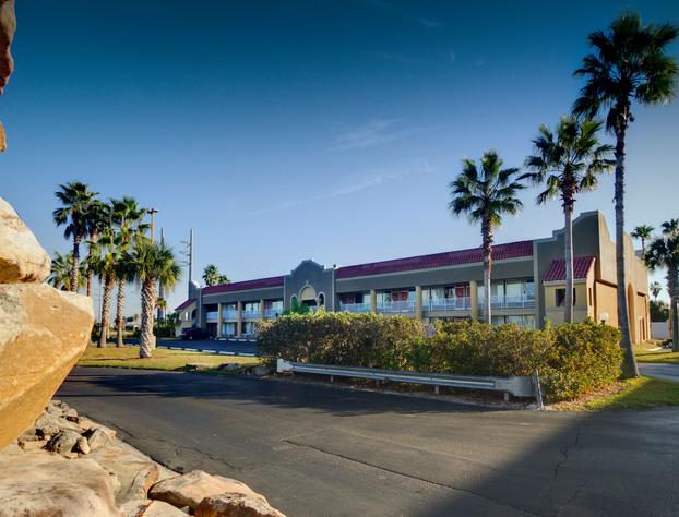 Quality Inn Kennedy Space Center hotel detail image 4