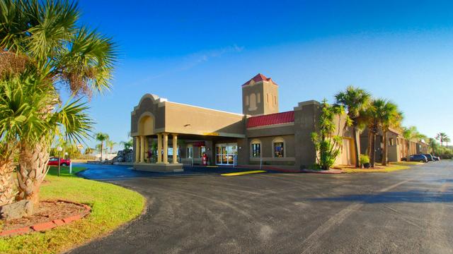 Quality Inn Kennedy Space Center hotel detail image 2