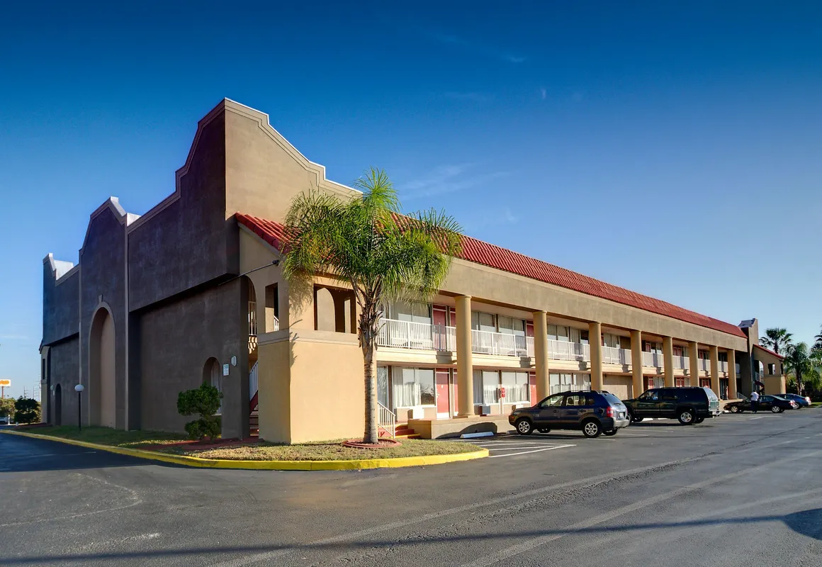 Quality Inn Kennedy Space Center hotel hero