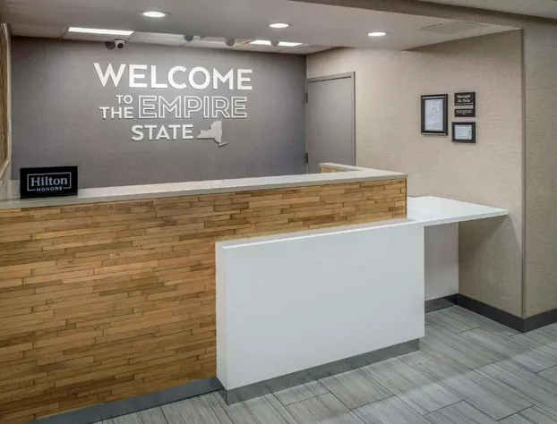 Hampton Inn Long Island / Commack hotel detail image 1