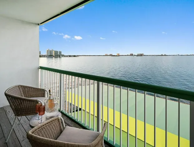 Palm Tree Club Miami Hotel hotel detail image 3
