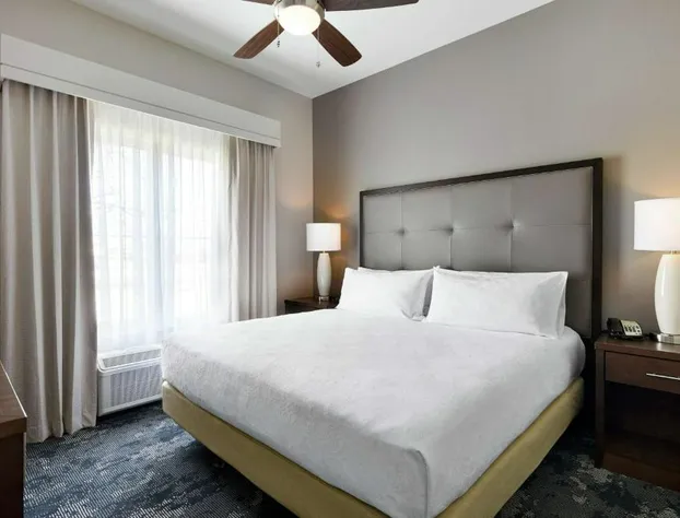 Homewood Suites by Hilton Champaign-Urbana hotel detail image 2