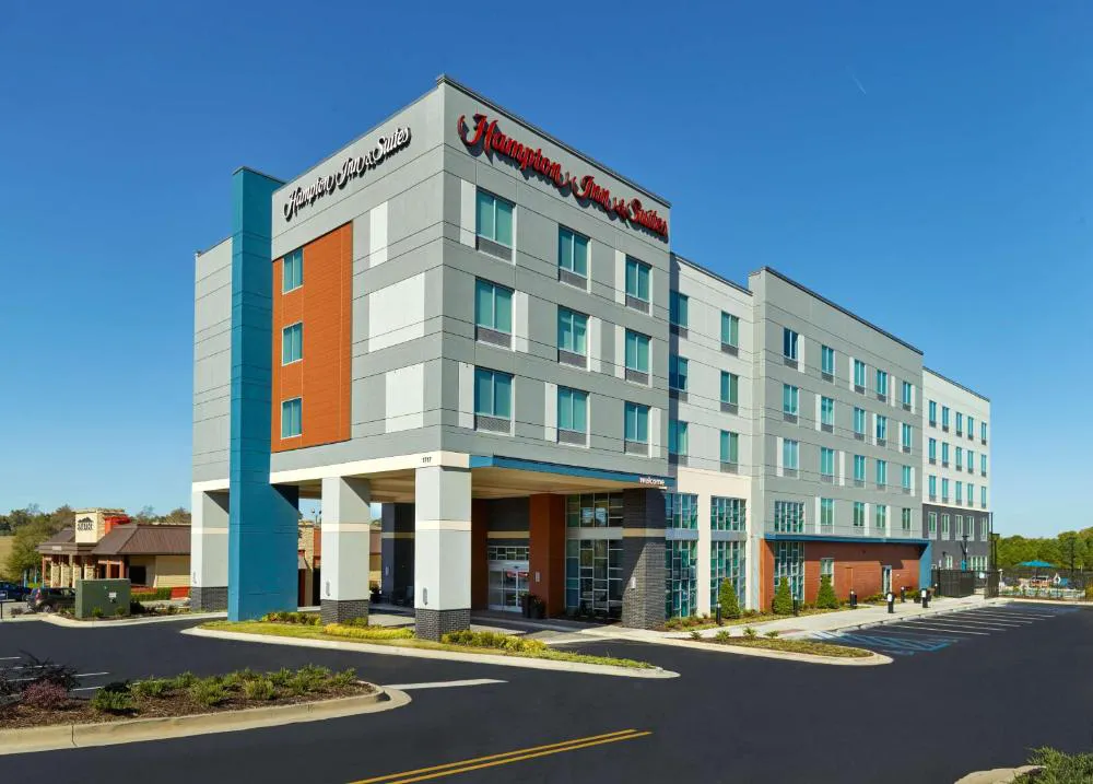 Hampton Inn & Suites Fultondale Birmingham I 65, AL hotel hero