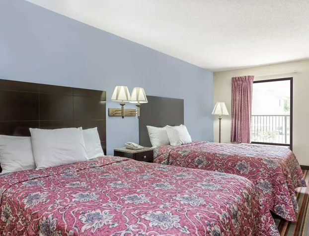 Days Inn by Wyndham Sanford hotel detail image 4