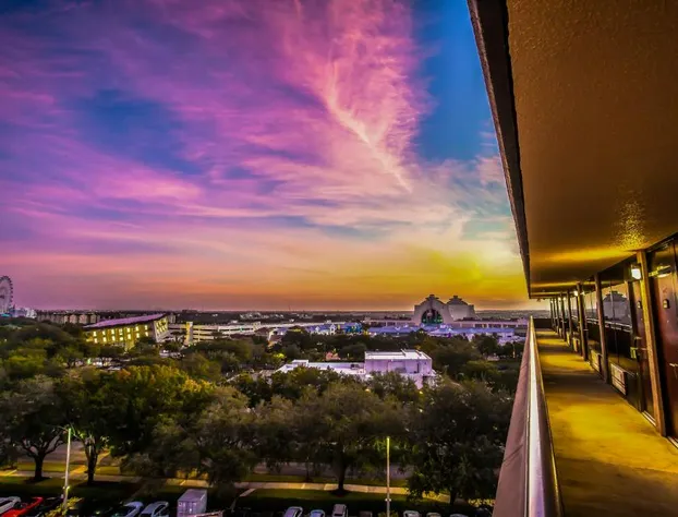 Rosen Inn at Pointe Orlando hotel detail image 3