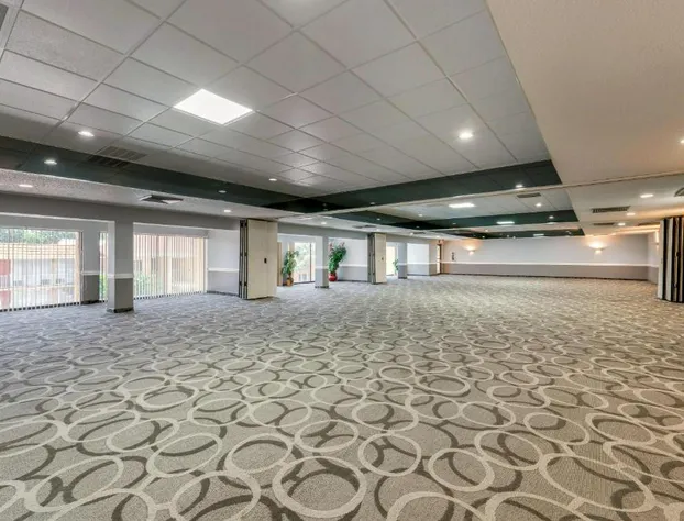 Quality Inn & Suites Conference Center hotel detail image 3