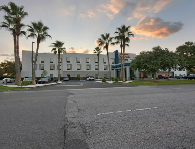Hampton Inn & Suites Pensacola I-10 N at Univ. Town Plaza hotel detail image 4