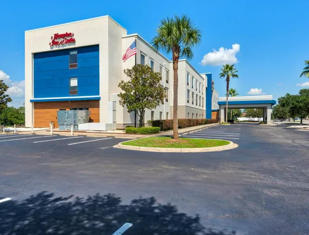 Hampton Inn & Suites Pensacola I-10 N at Univ. Town Plaza hotel detail image 2