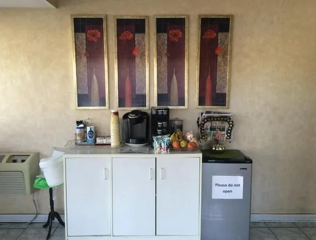 Budget Inn and Suites El Centro hotel detail image 4