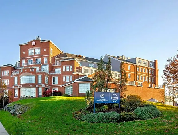 Sheraton Portsmouth Harborside Hotel hotel detail image 1