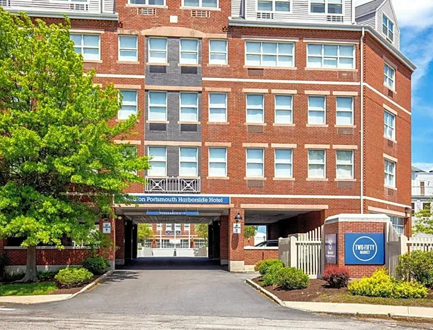 Sheraton Portsmouth Harborside Hotel hotel detail image 4