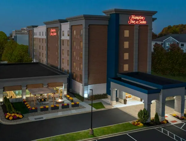 Hampton Inn & Suites Cleveland-Beachwood hotel detail image 1