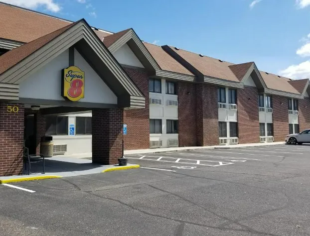 Super 8 by Wyndham St. Cloud hotel detail image 1