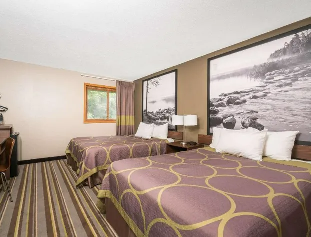 Super 8 by Wyndham St. Cloud hotel detail image 3