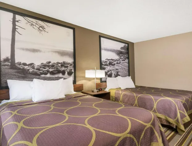 Super 8 by Wyndham St. Cloud hotel detail image 4