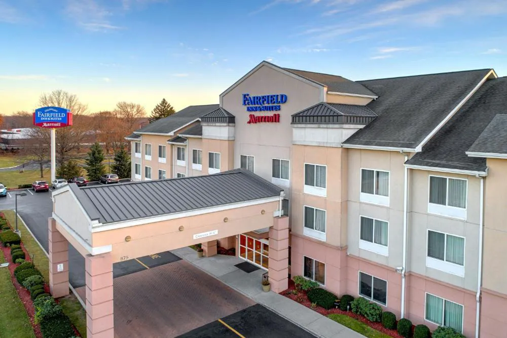 Fairfield Inn & Suites by Marriott Edison-South Plainfield hotel hero