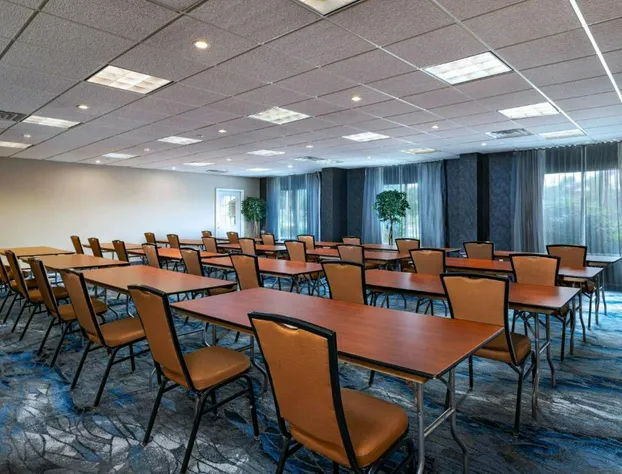 Fairfield Inn & Suites by Marriott Edison-South Plainfield hotel detail image 4