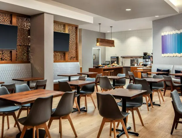 San Diego Marriott La Jolla hotel detail image 3