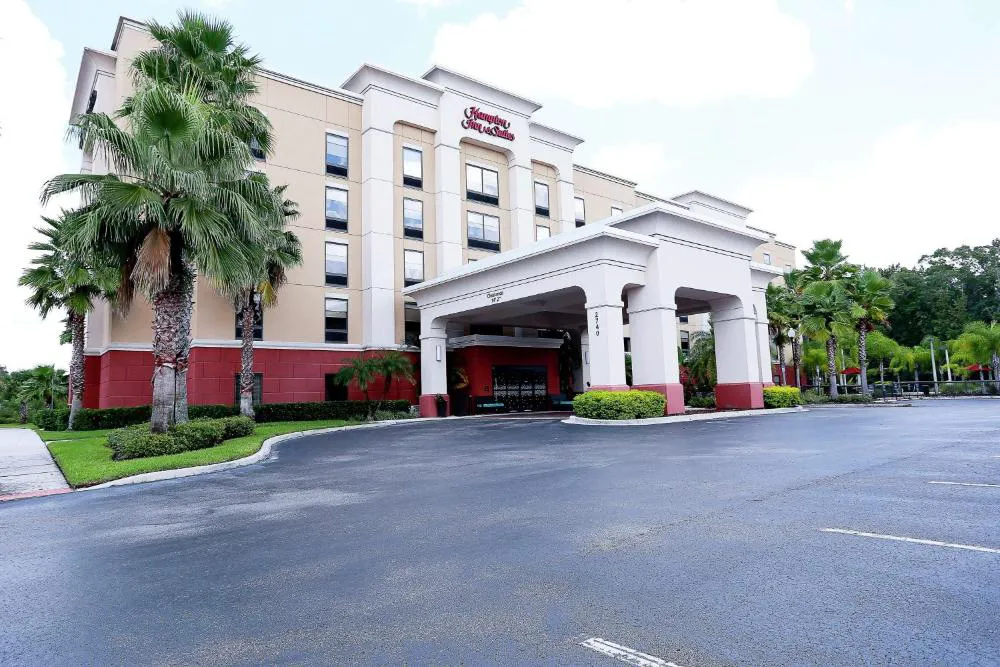 Hampton Inn & Suites Tampa-Wesley Chapel hotel hero