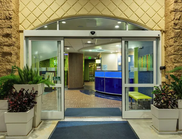 Holiday Inn Express Suites Plant City by IHG hotel detail image 3