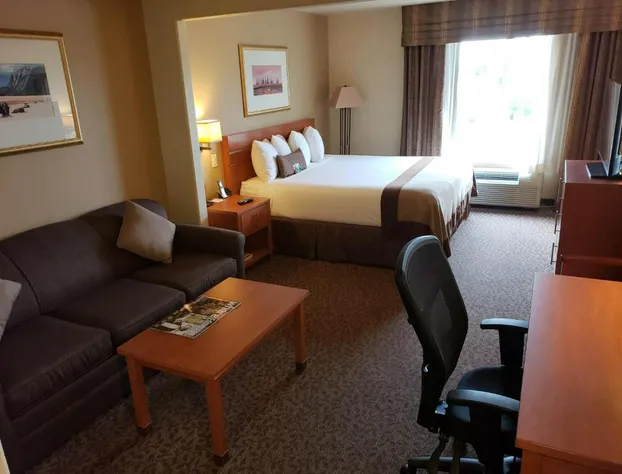 Wingate by Wyndham - Edmonton West hotel detail image 3