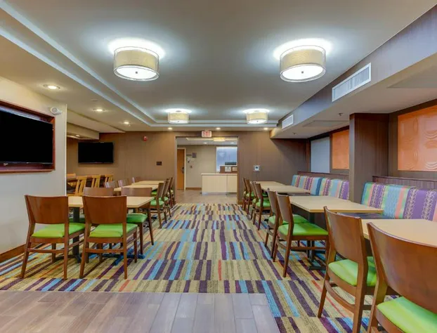 Fairfield Inn by Marriott Burlington Williston hotel detail image 4